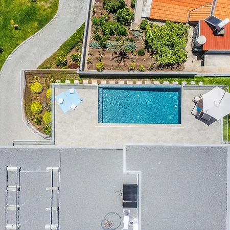 Villa Platinum By Homie Estreito Da Calheta